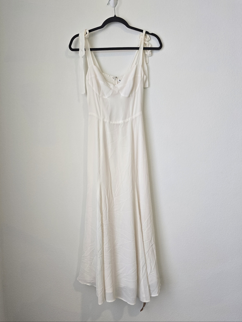 NWT Reformation Nadira Dress in Ivory Sweetheart Neckline Shoulder Strap Ties - Picture 4 of 14